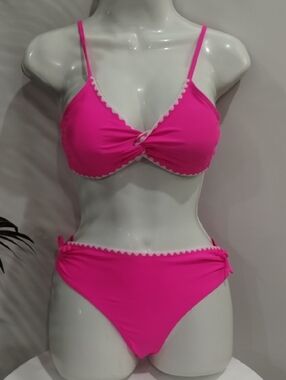 Women’s Pink Two-Piece Bikini Set